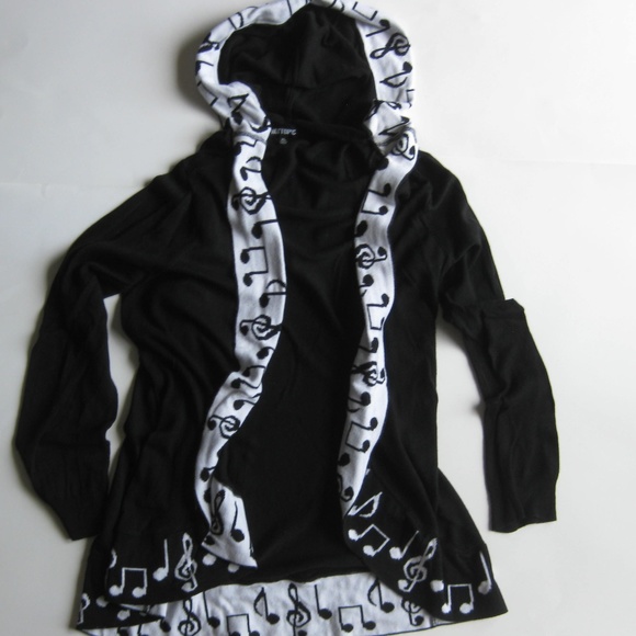 Hot Topic Music Notes Hooded Flyaway 